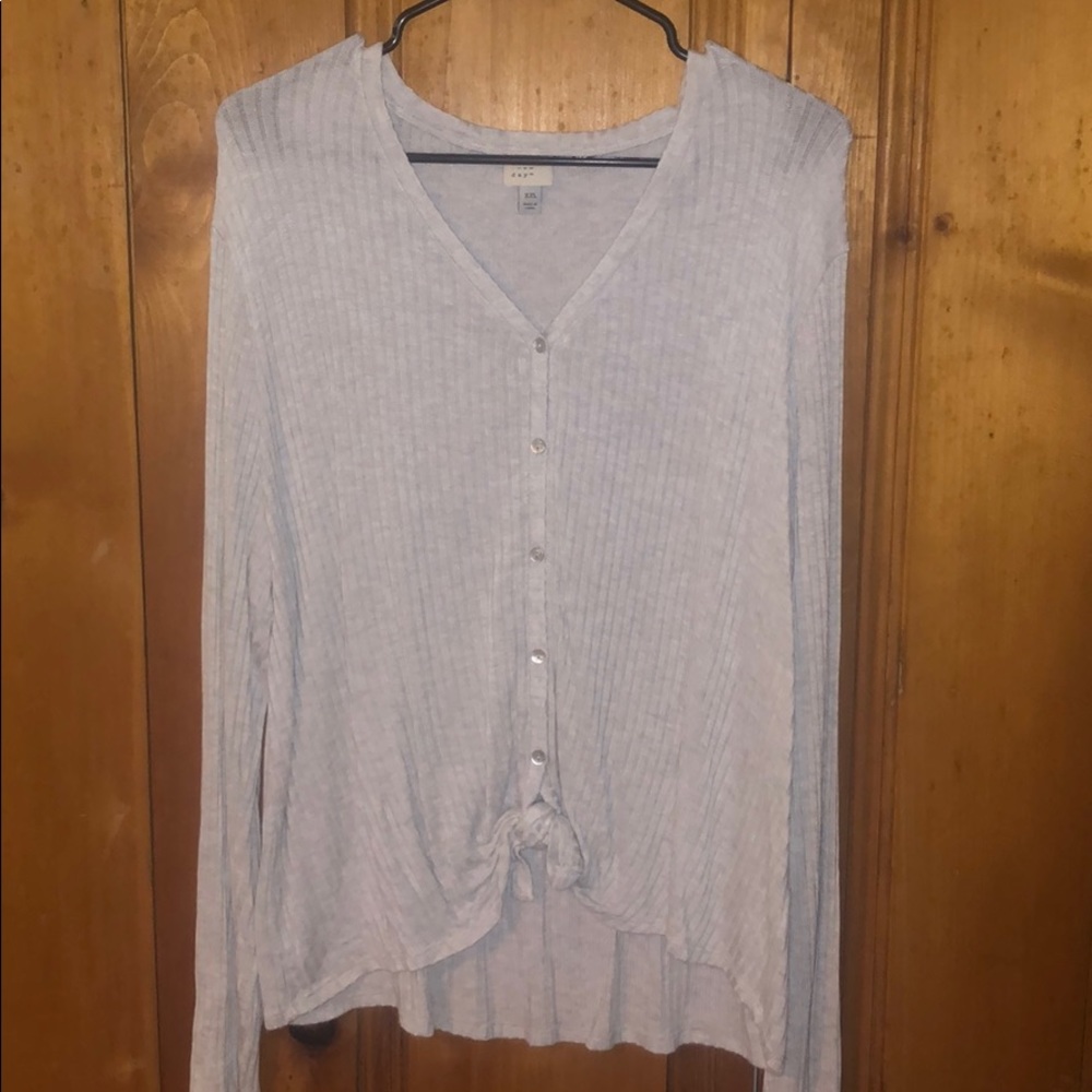 Long sleeve button down shirt with a knot